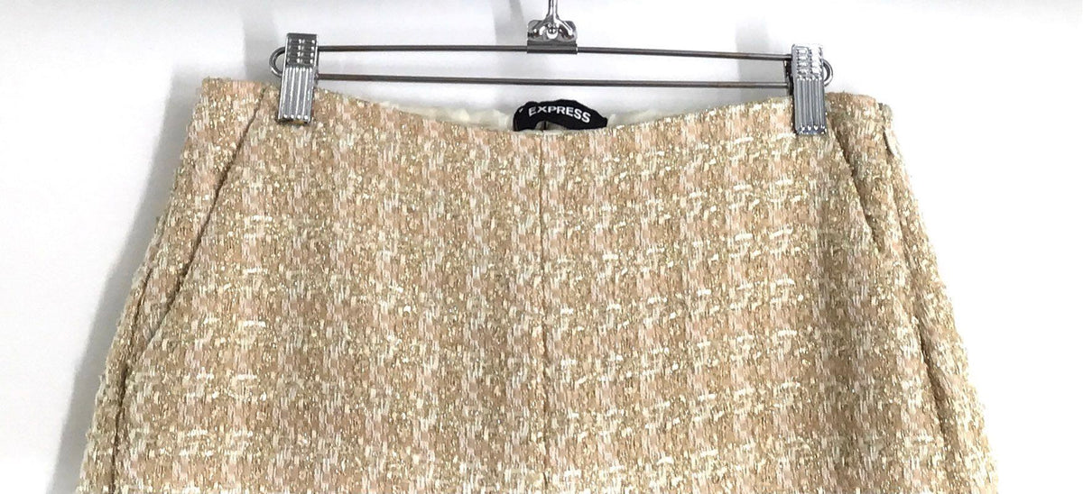 Express Women's Gold Metallic Boucle Tweed Dressy High Rise Shorts Sz 6