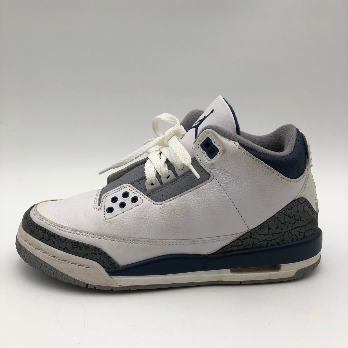 Nike Air Jordan 3 Retro Midnight Navy Boy's Sneakers Size 6.5 COA