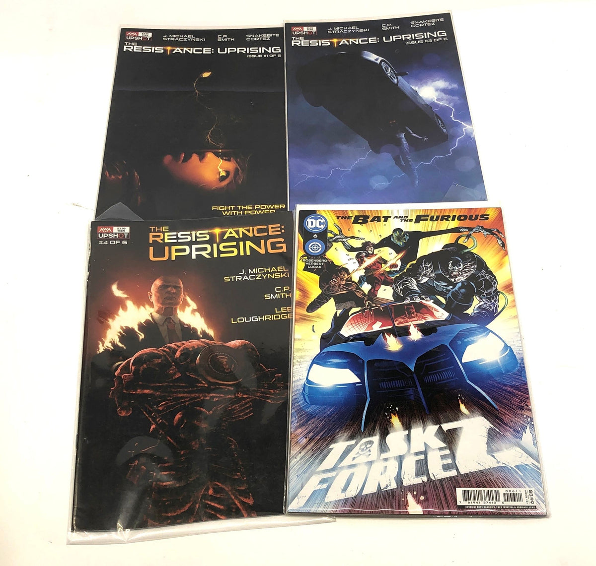 Comic Book Lot DC Dark Horse Image IDW Modern Age Fantasy Sci-Fi 25 Comics