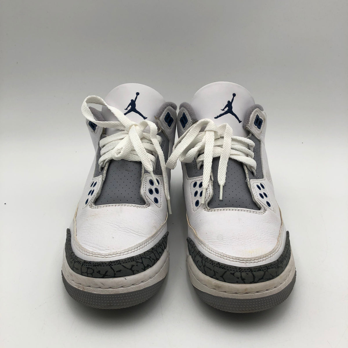 Nike Air Jordan 3 Retro Midnight Navy Boy's Sneakers Size 6.5 COA