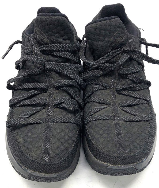 Nike LeBron 17 Low Triple Black Basketball Shoes Size 10.5