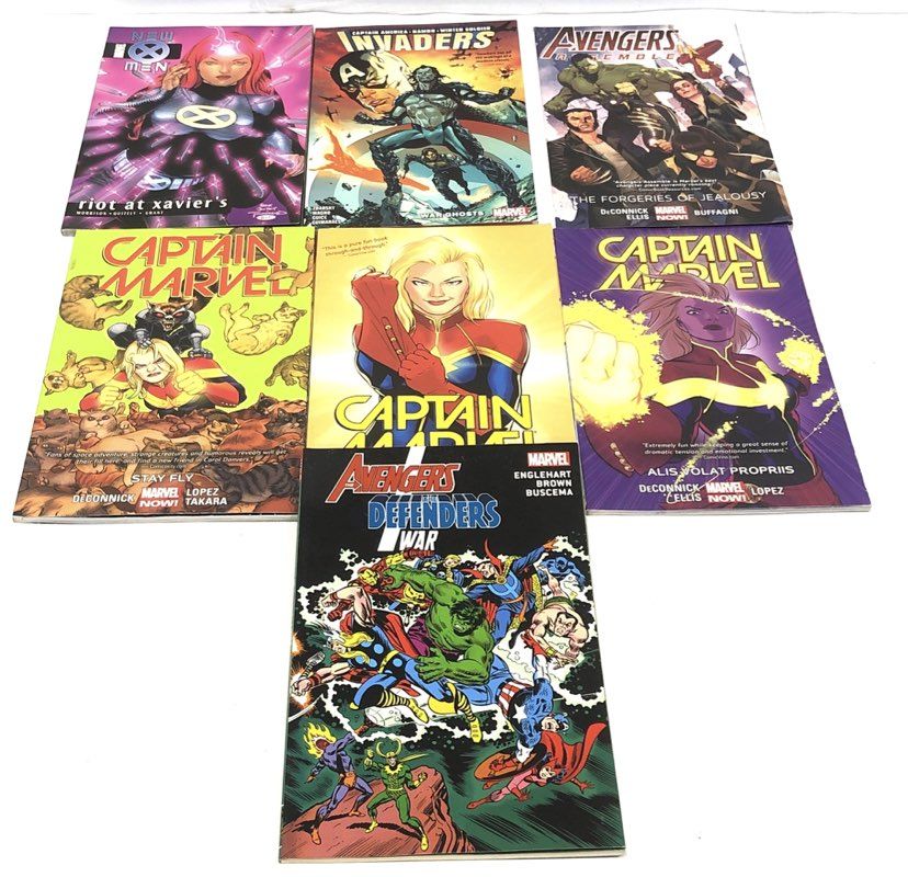 Captain Marvel Avengers X-Men 7 Comic Lot Marvel Graphic Novel TPB Collection