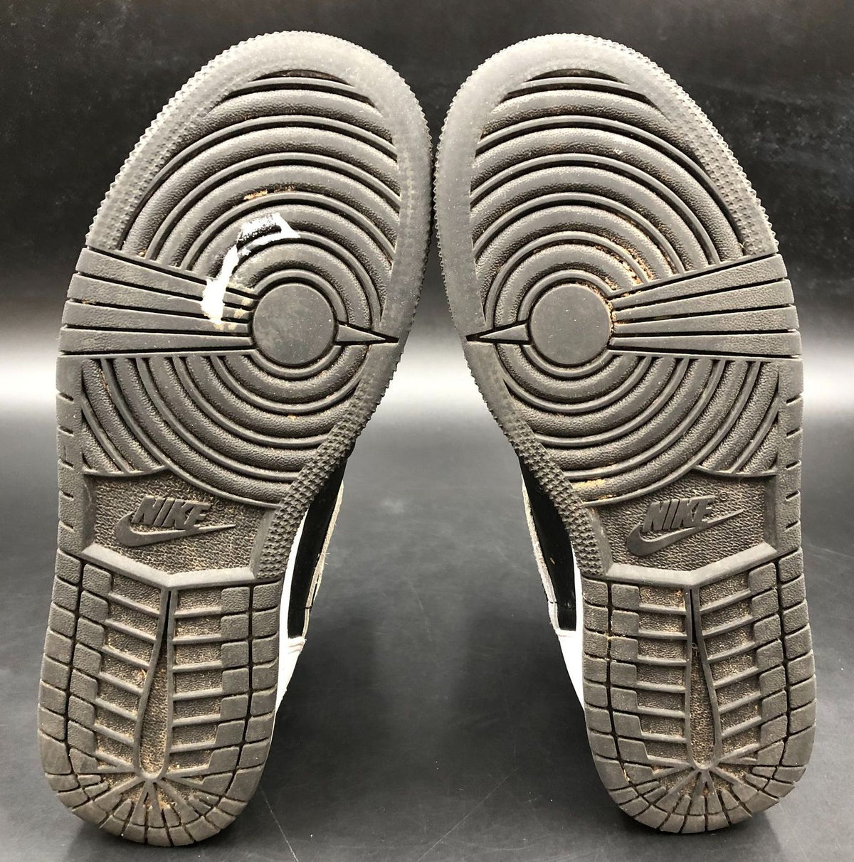 Nike Jordan 1 Retro High OG GS Boys' 'Black White 2.0' Sneakers - Sz 6.5Y (+COA)