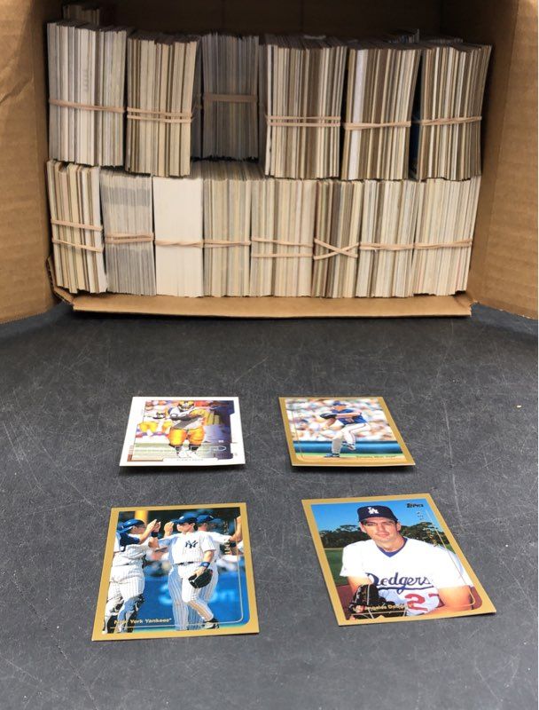 12:8.0lbs. Lot Of Mixed Sports Baseball, Football Cards. Medium Box, Unsorted