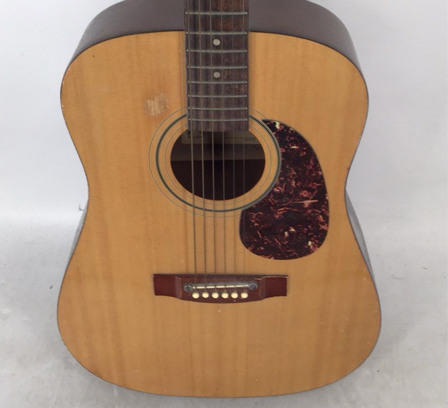 Alvarez Regent 5212 Camel Wooden 4 String Right-Handed Acoustic Guitar W/ Case