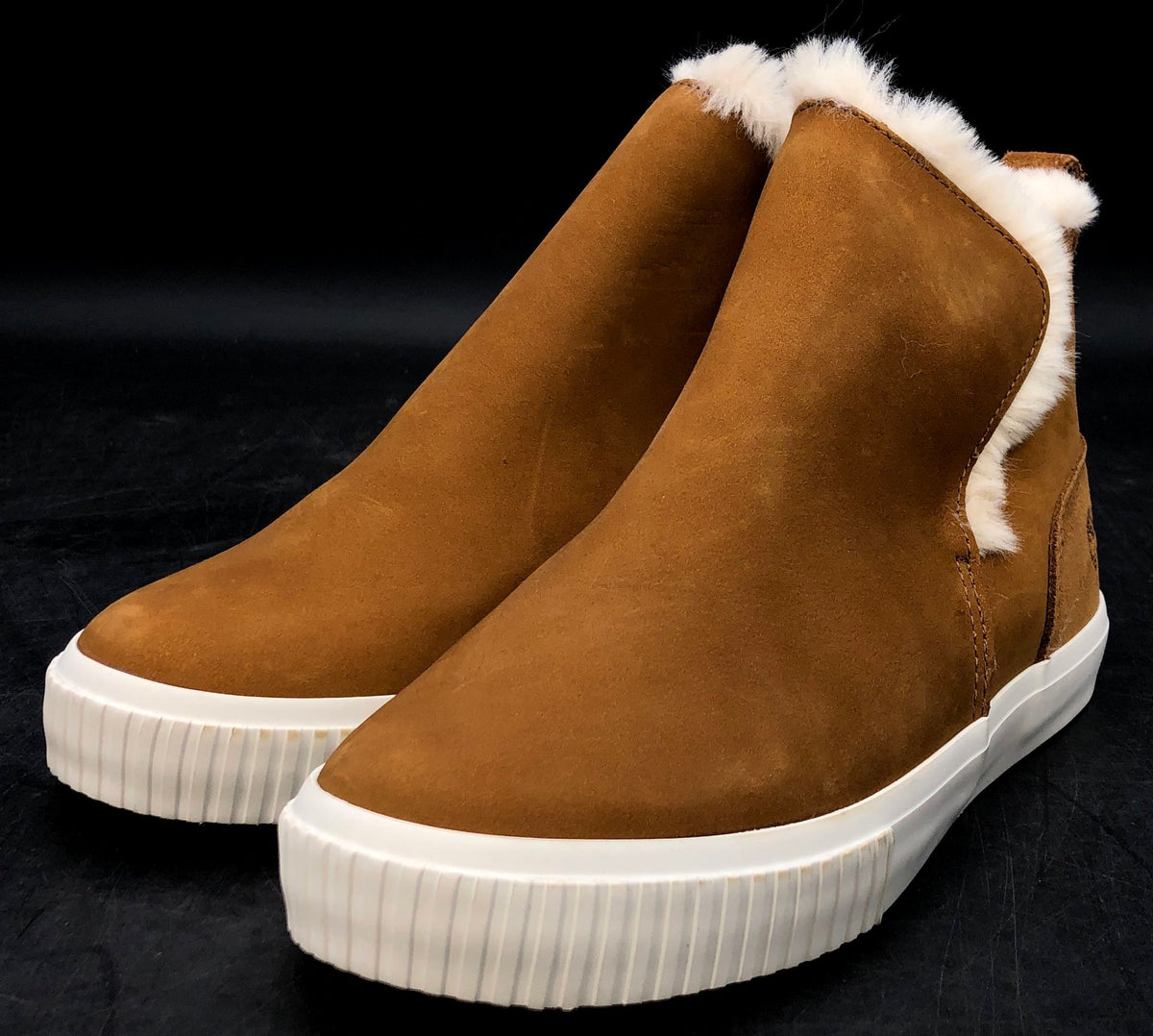 Timberland Skyla Bay Brown Suede Faux Fur Pull-On Ankle Boots Sneaker Wmns Sz 6