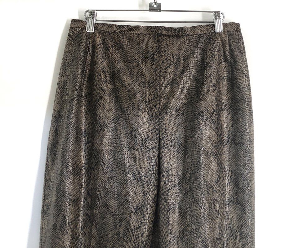 Harve Benard Women's Brown Snake Print High Rise Straight Leg Pants NWT Sz 10
