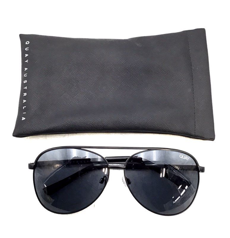 Quay Australia Women&#39;s Black Aviator Sunglasses With Case