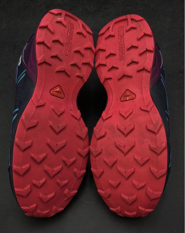 Salomon Women's Speedcross Purple Athletic Shoes - Size 4