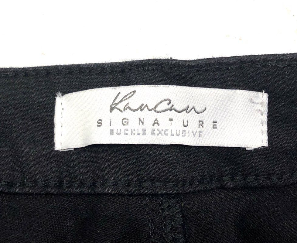 KanCan Women's Black Signature Buckle Exclusive Frayed Raw Hem Cropped Jeans 33