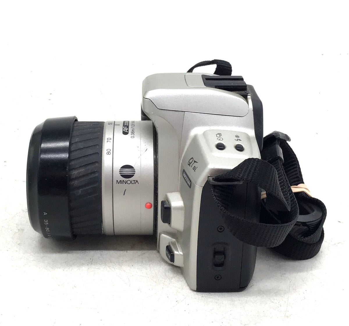 Minolta Maxxum QtSi Film 35mm Film Camera