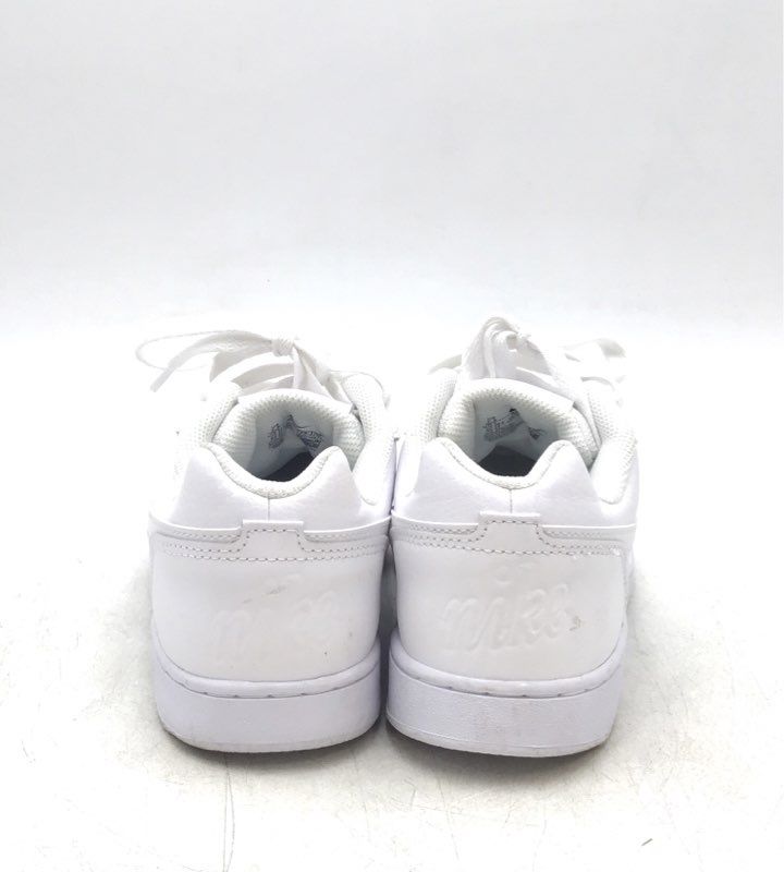 Nike Women&#39;s Ebernon Low White Athletic Shoes - Size 7.5