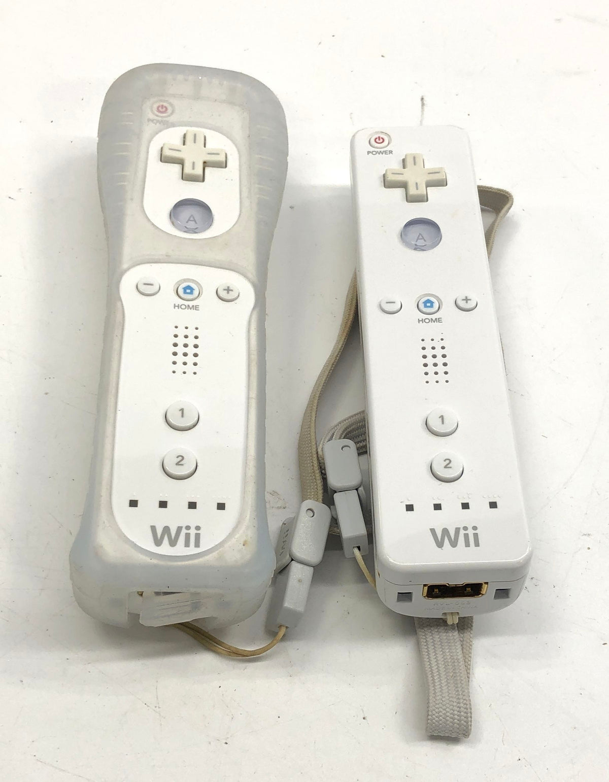 Nintendo Wii Controller Lot Classic Pro 2 Remotes Sensor Bar Wheel AV Cable