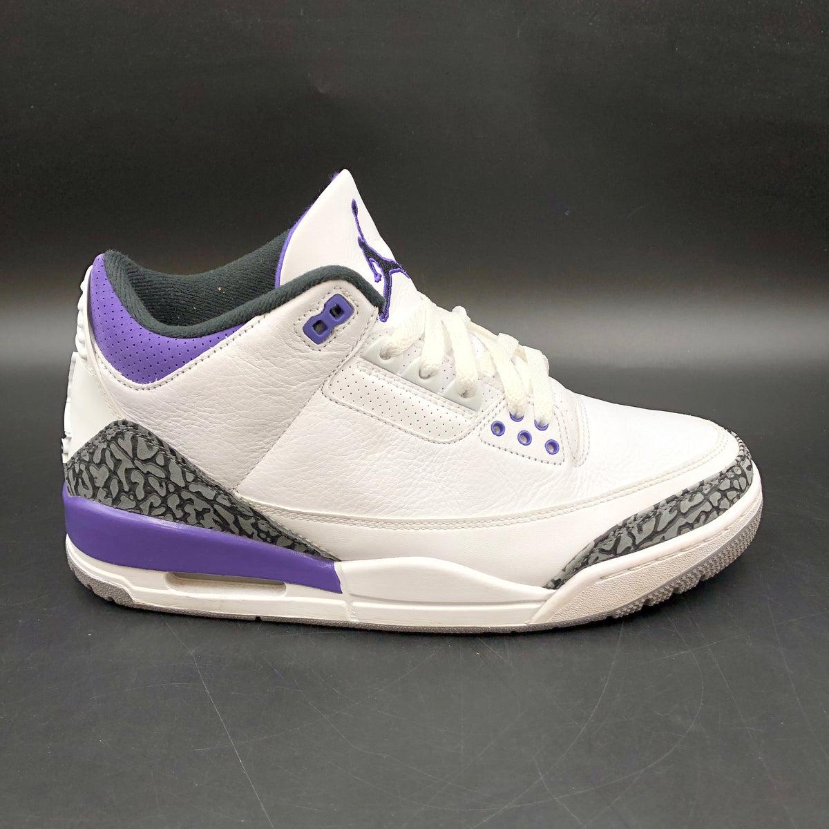 Nike Air Jordan 3 Retro Men's 'Dark Iris' Purple/White Sneakers - Size 9 (+COA)