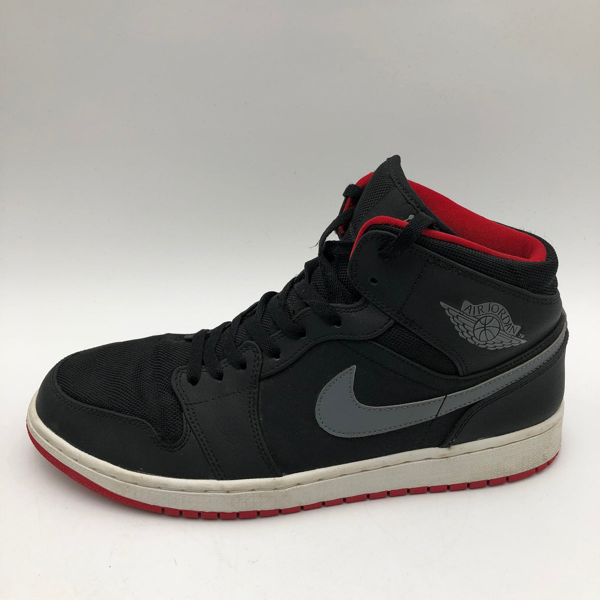 Nike Air Jordan 1 Retro High Black Cool Grey Red Sneakers Size 12 COA