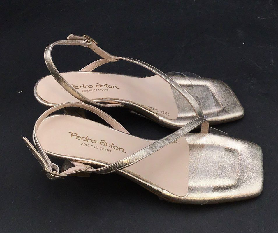 Pedro Anton Champagne Rose Vinyl Square Toe Slingback Heels Sandals Sz EU 36