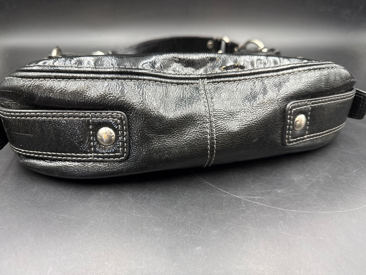 Coach Black 2000s Ergo Pleated Patent Leather Shoulder Bag Silver Hardware COA