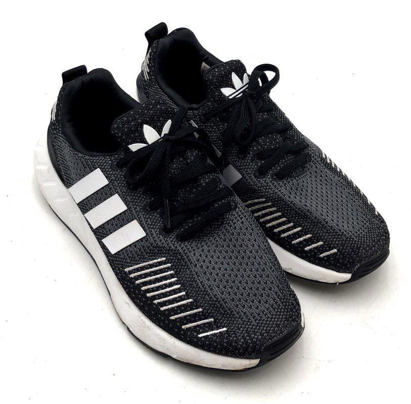 Adidas Swift Run 22 Core Black Cloud White Women's Running Sneakers Size 6.5