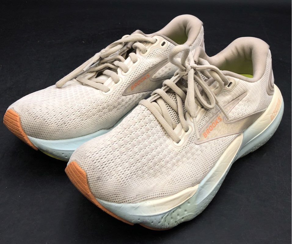 Brooks Women's Glycerin 21 Beige Athletic Shoes - Size 8