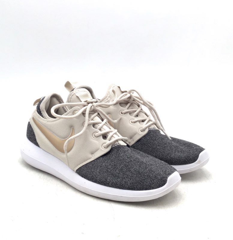 Nike Women&#39;s Roshe Two AA1113-100 Gray Beige Athletic Shoes - Size 7.5