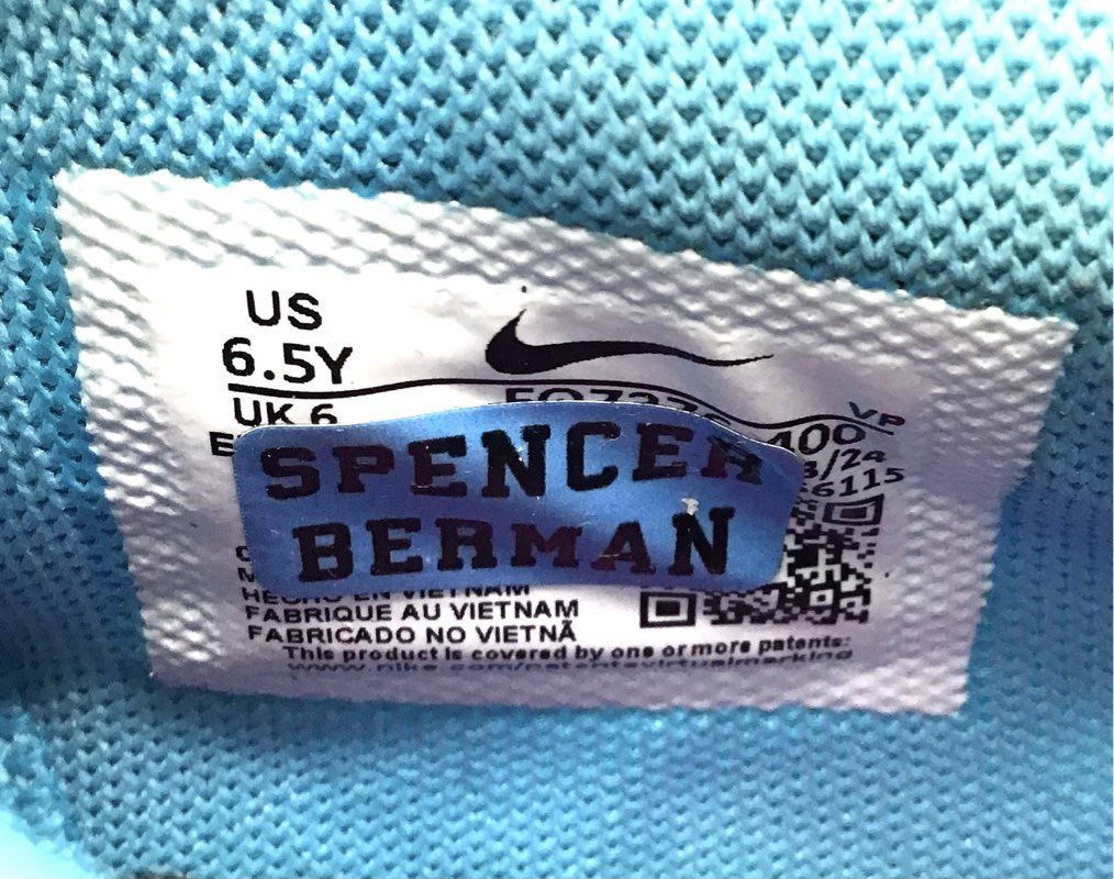 Nike Boys Sabrina 2 Blue Red Athletic Shoes - Size 6.5Y