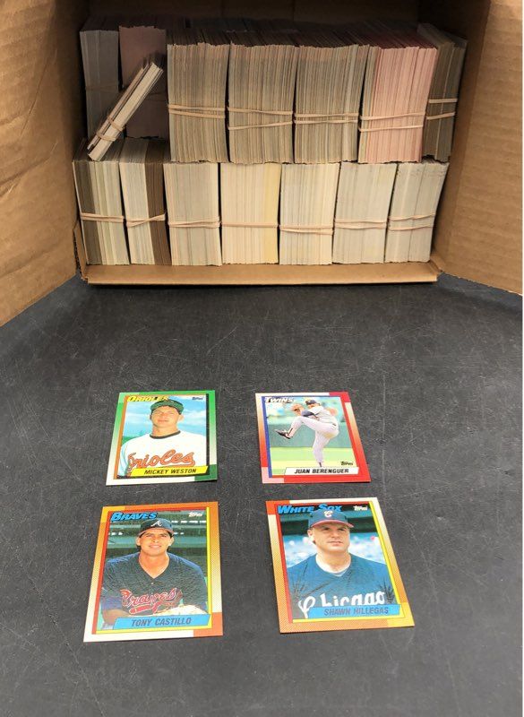 11:3.2 lbs. Lot Of Baseball Cards. Medium Box, Unsorted