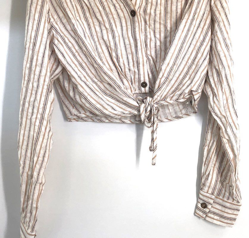 Promesa Women's Tan Striped Tie Front Long Sleeve Button Down Crop Blouse Sz S
