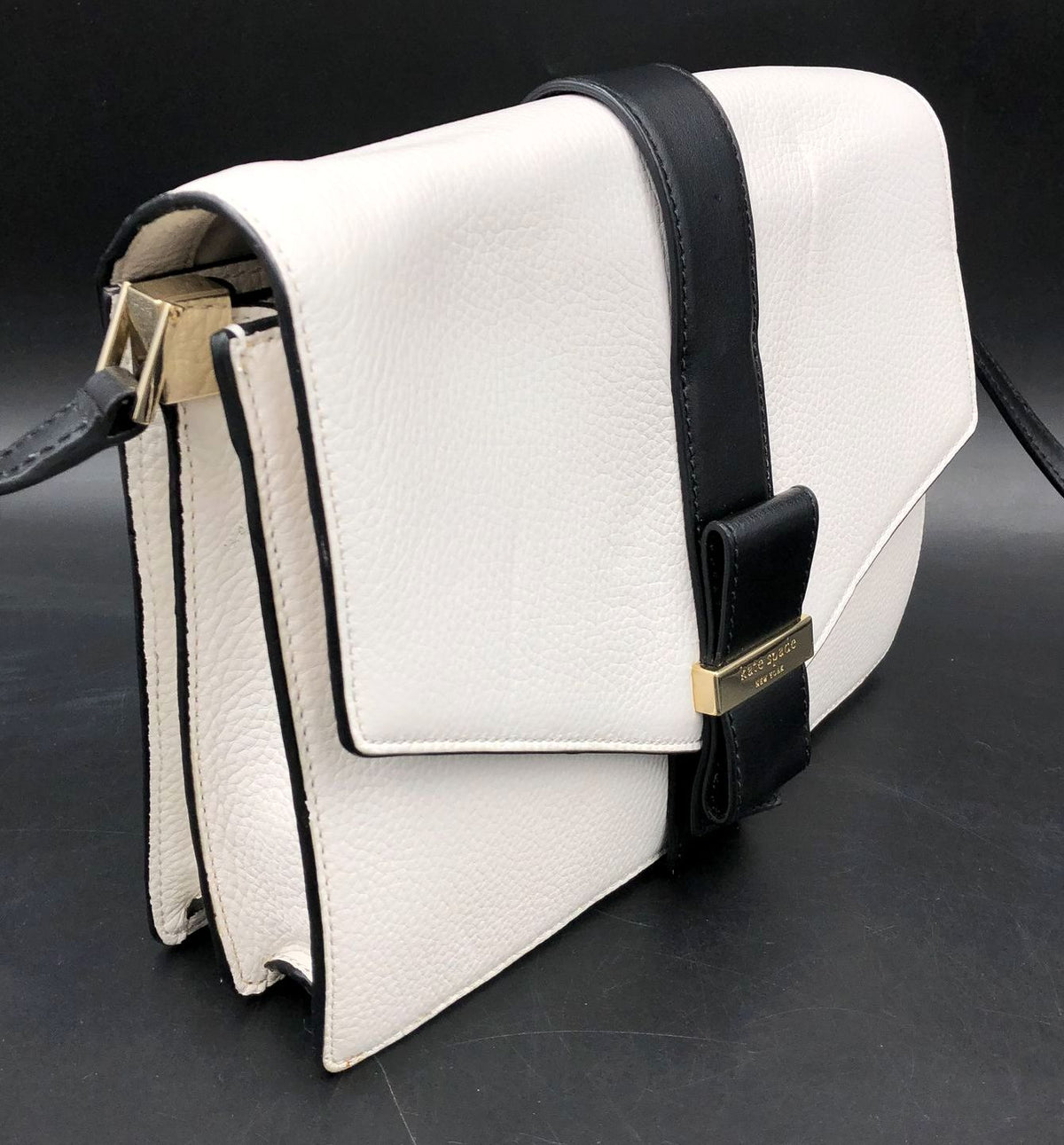 Authentic Kate Spade Women&#39;s White Luxury Leather Crossbody Bag - COA Included