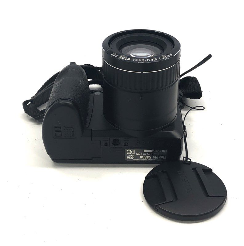Fujifilm FinePix S4830 16MP 30x Zoom Digital Bridge Camera with Case