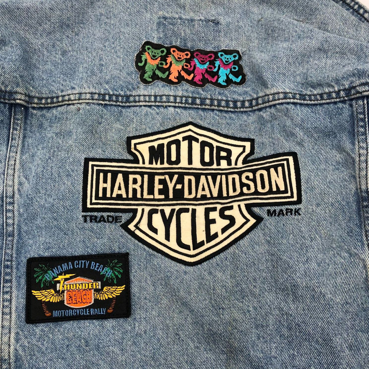 Vintage Harley-Davidson D2277 Men&#39;s Distressed Blue Denim Jacket w/ Patches - XL