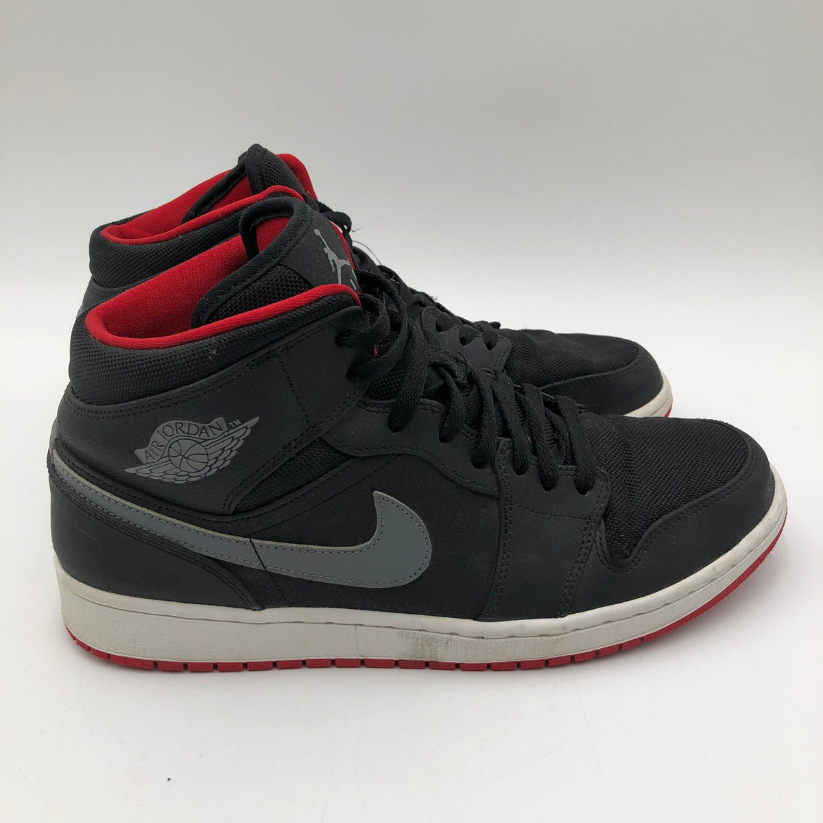 Nike Air Jordan 1 Retro High Black Cool Grey Red Sneakers Size 12 COA
