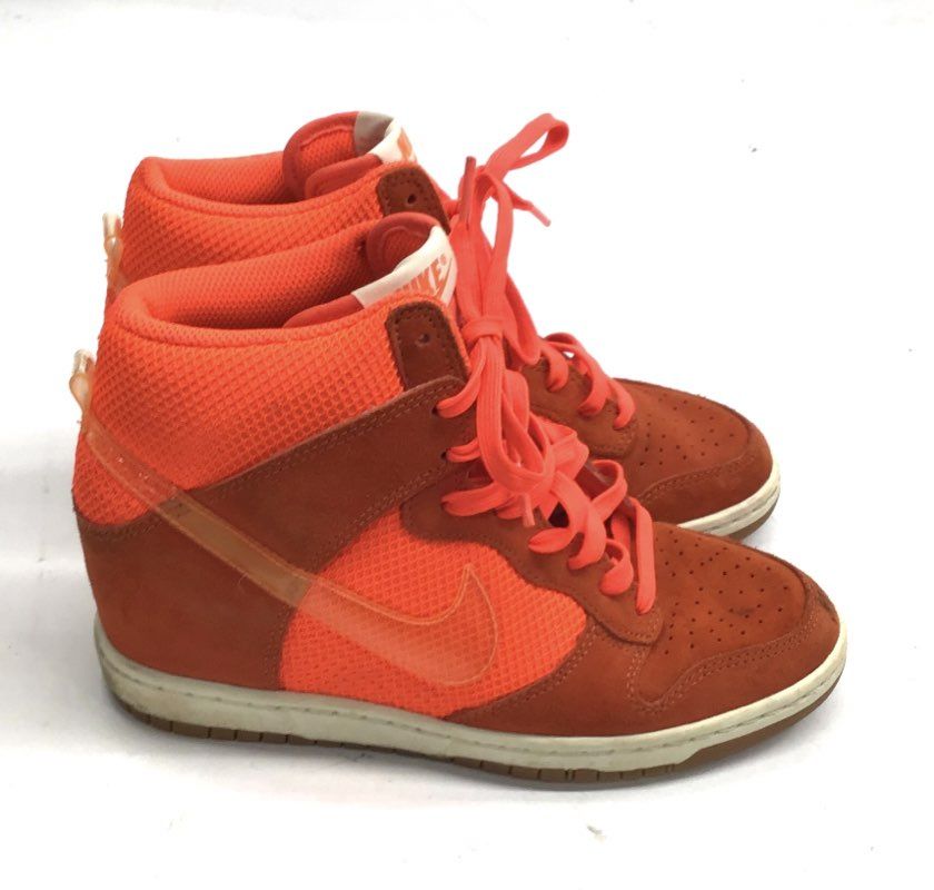 Nike Dunk Sky High Orange Citrus Women's Wedge Sneakers Size 7.5