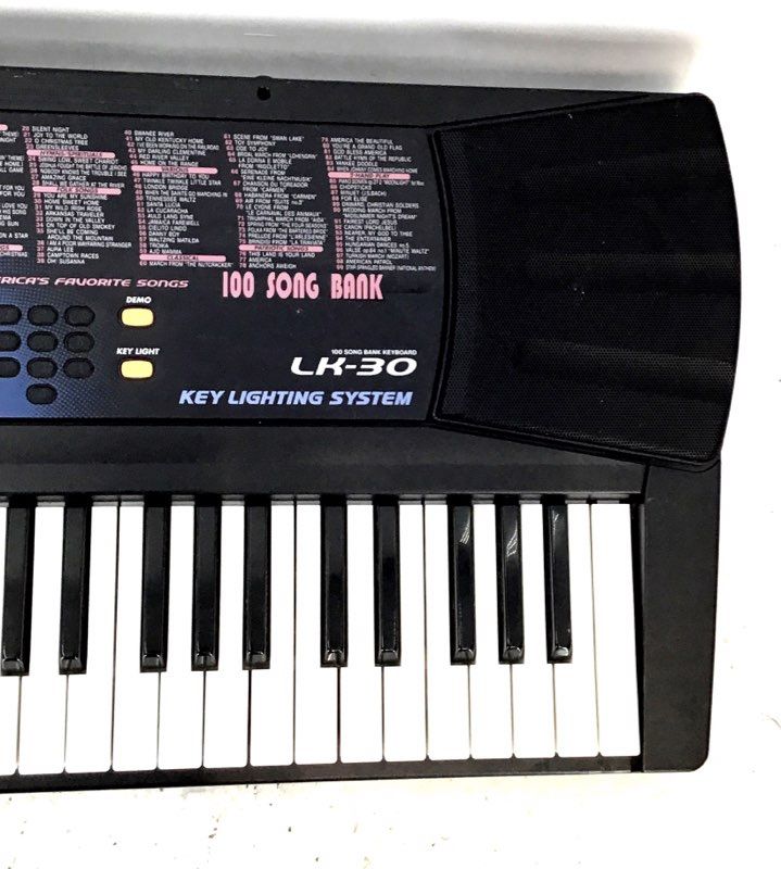 Casio LK-30 Portable Keyboard 61 Keys Key Lighting System 100 Tones Rhythms