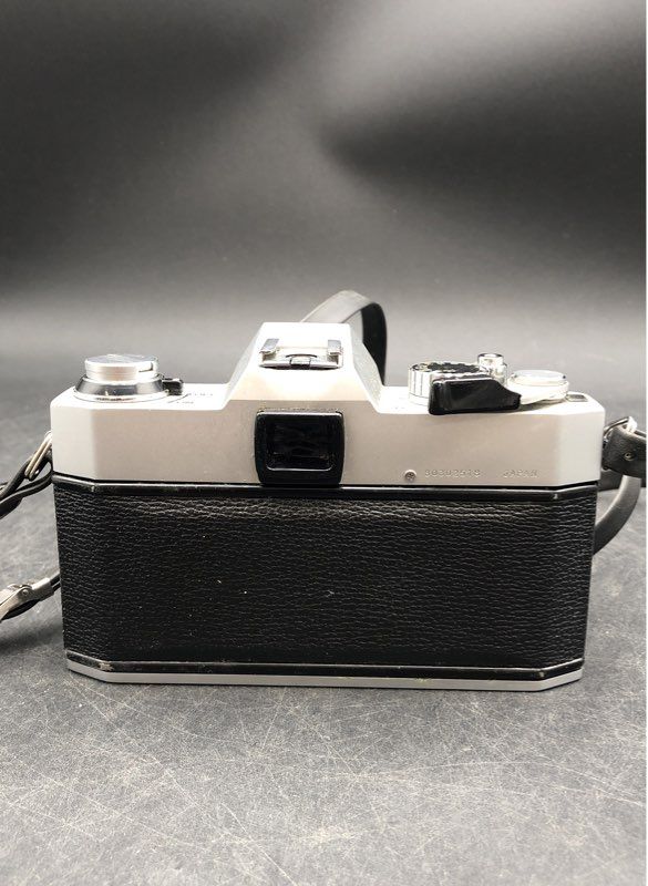 Yashica FX-2 Film 35mm SLR Camera With Batteries And Flash