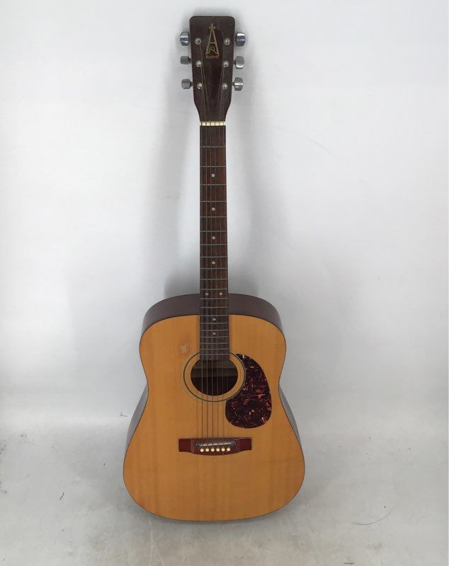 Alvarez Regent 5212 Camel Wooden 4 String Right-Handed Acoustic Guitar W/ Case