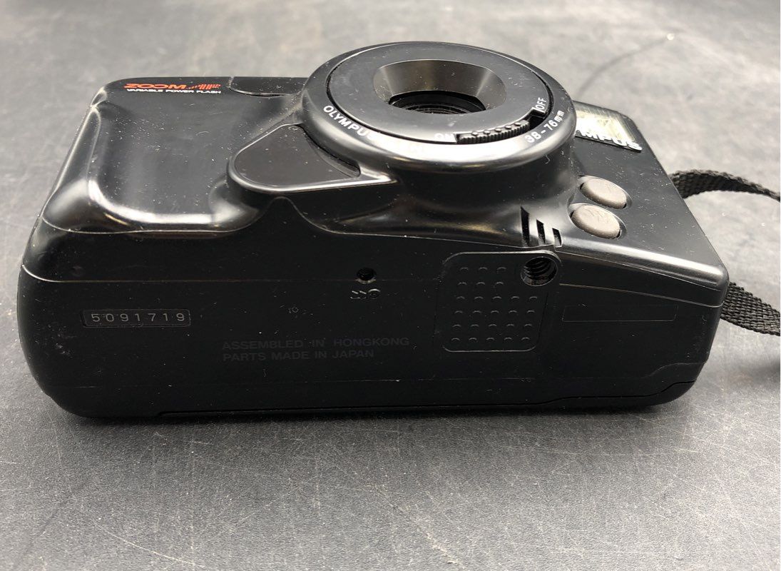 Olympus Infinity Zoom 210 Film 35mm Point & Shoot Camera