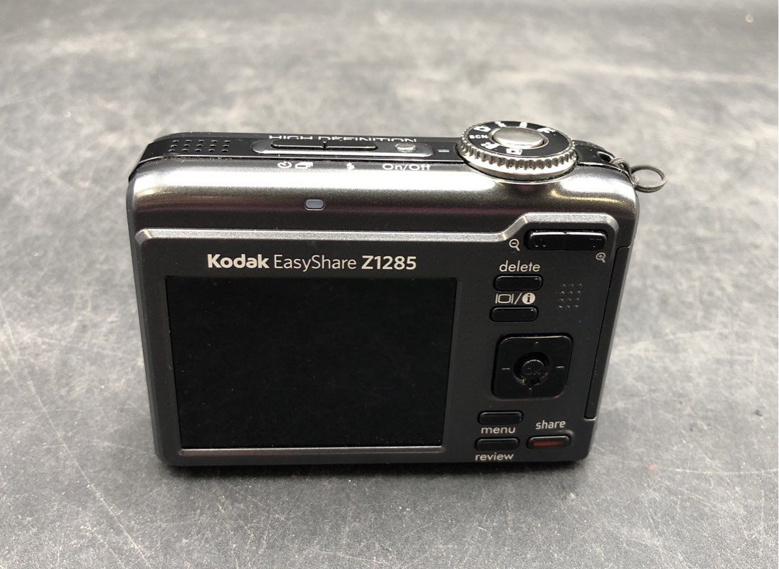 Kodak EasyShare Z1285 5X Optical Zoom 12 MP Digital Camera