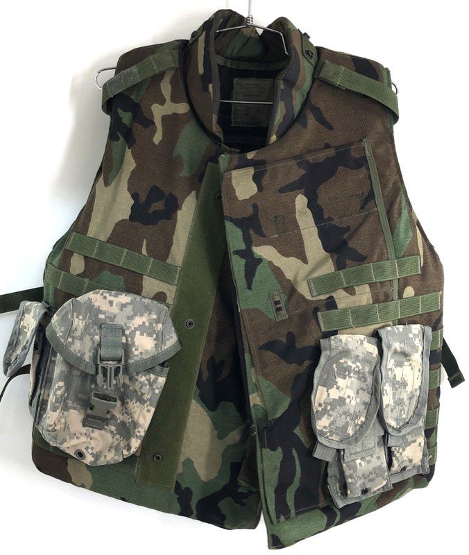 Vintage 2002 Interceptor IBA Woodland Yoke Collar Outershell XL DAPS Protector