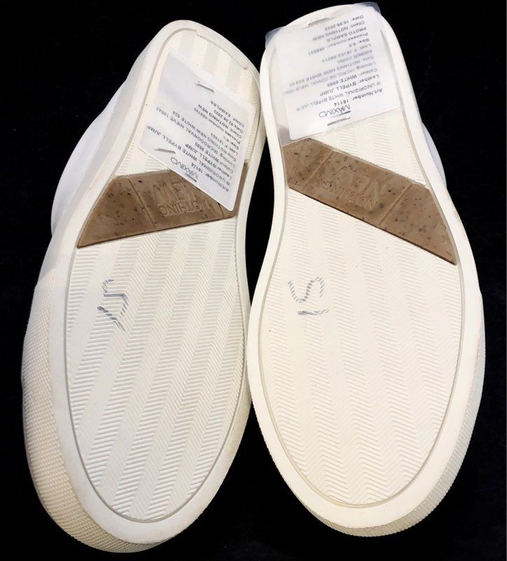 Nothing New W Unoriginal White Low Top Sneaker Sample Womens Size 6.5