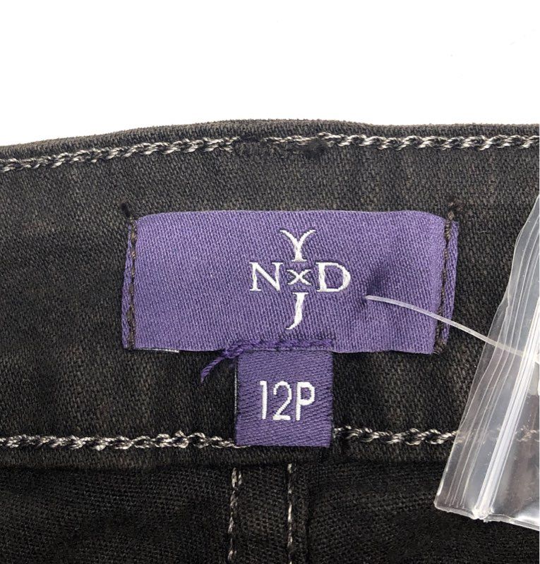 NYDJ Women's Black Straight Jeans Embroidered Back Pockets Made in USA NWT 12P