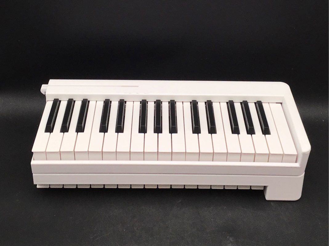 Donner 61 Keys Foldable Electronic Keyboard W/Accessories