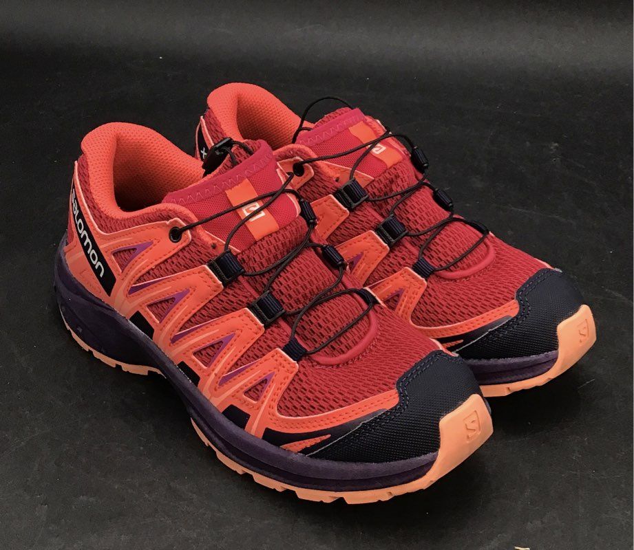 Salomon Women's XA Pro Red Athletic Shoes - Size 4