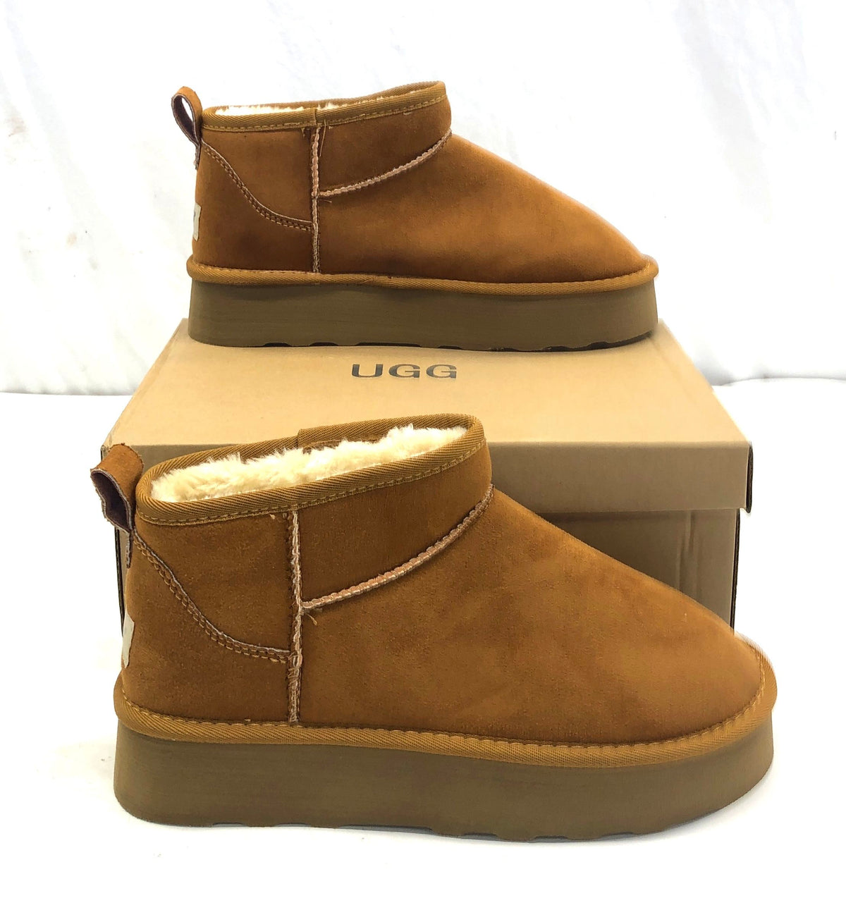 UGG Classic Ultra Mini Platform Chestnut Suede Boots Women's Size 10 New