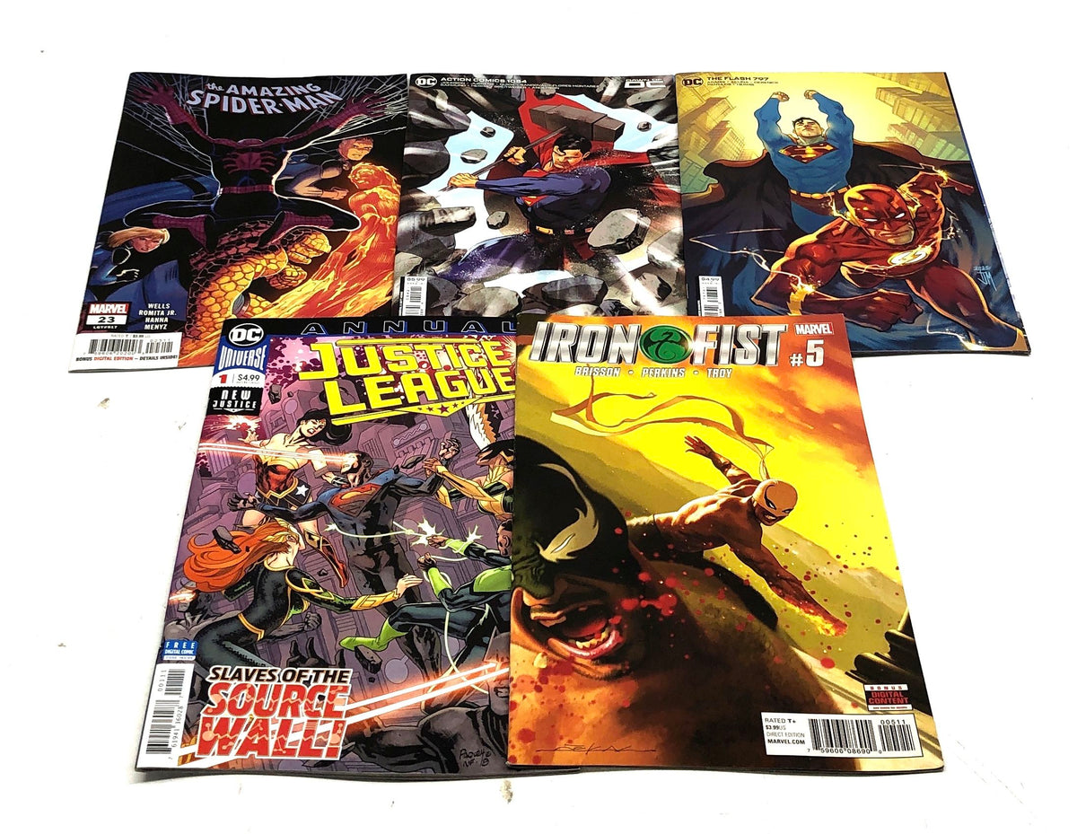 Marvel and DC Comic Book Lot Modern Age Superhero Mixed Titles 20+ Comics