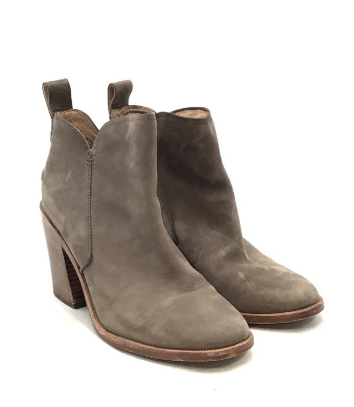 Ugg Women&#39;s Pixley Brown Suede Ankle Bootie - Size 9.5