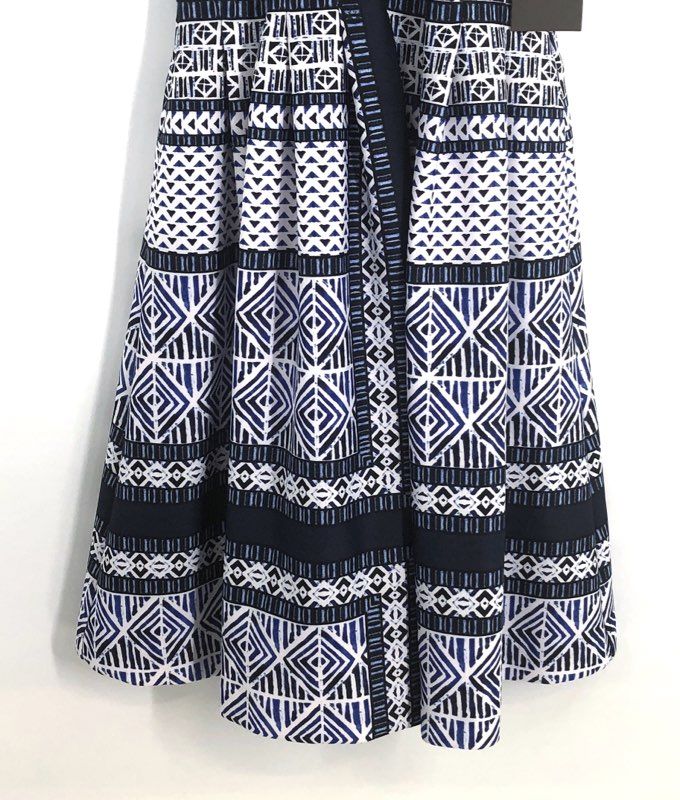 Vince Camuto Women's Navy White Geometric Racerback Fit and Flare Dress NWT Sz 0