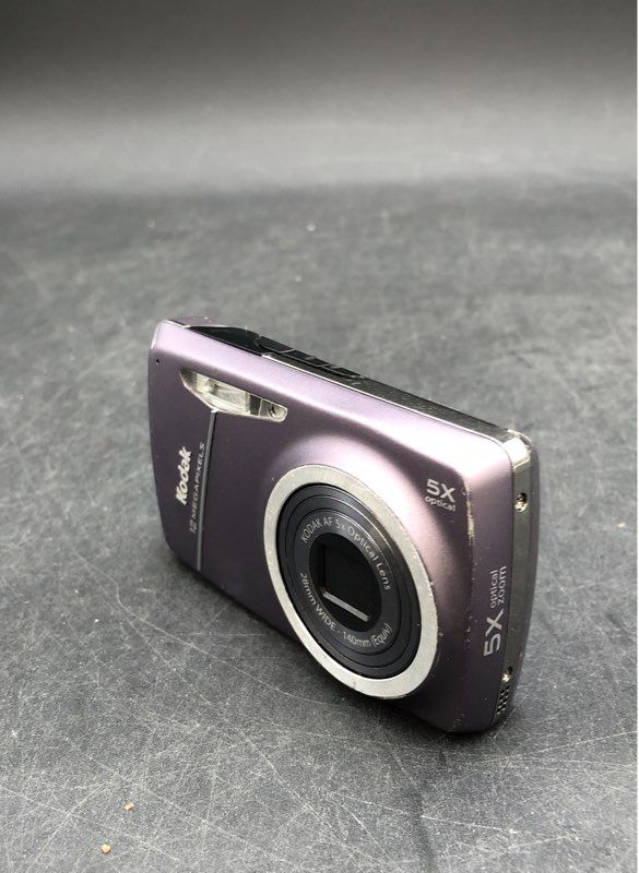 Kodak EasyShare M550 12.0 MP Digital Compact Camera
