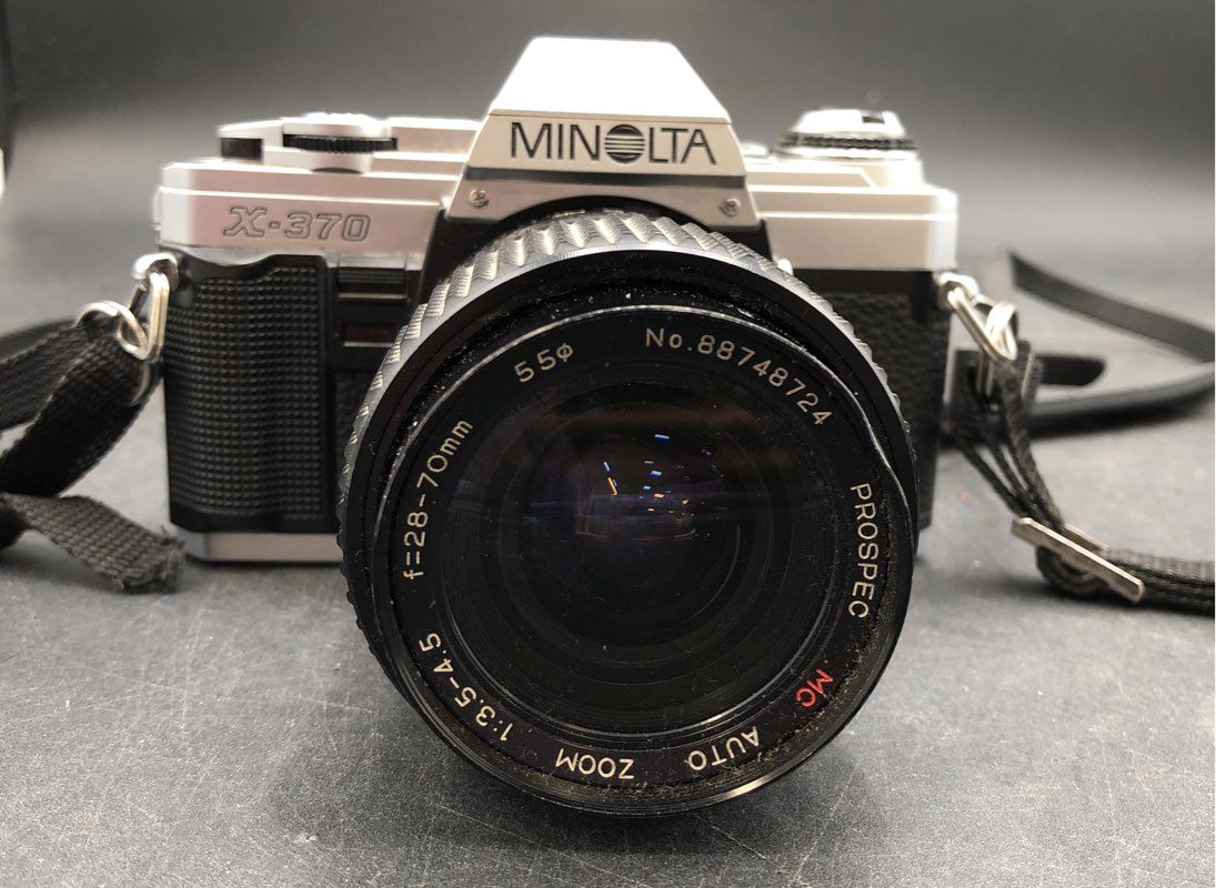Minolta X-370 Film 35mm SLR Camera