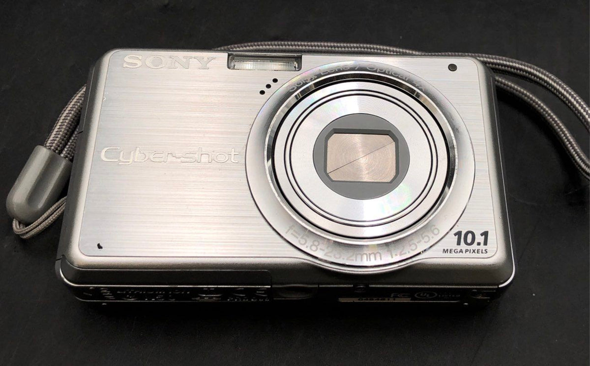 Sony Cyber-shot DSC-S950 10.1 MP Digital Point & Shoot Camera