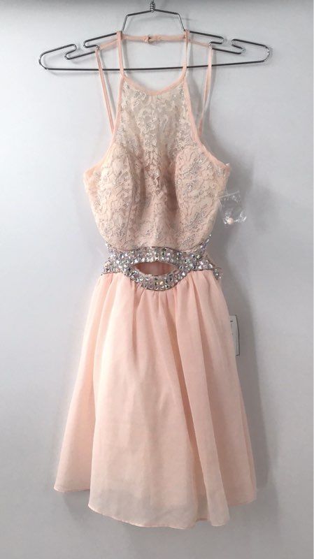 B. Darlin Women's Blush Lace Embellished Cutout Halter Dress NWT Sz 1/2